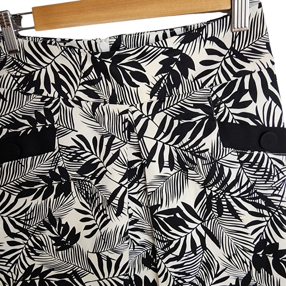 Review short Skirt Black White Floral Pencil size 6 - Picture 7 of 8